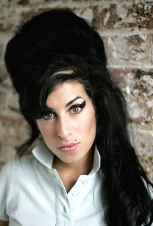 Pohřeb Amy Winehouse se koná již dnes