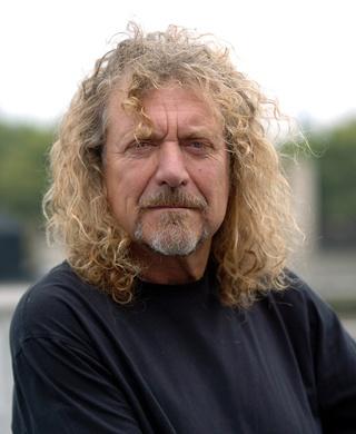 Robert Plant byl v průběhu koncertu v Buenos Aires napaden fanouškem